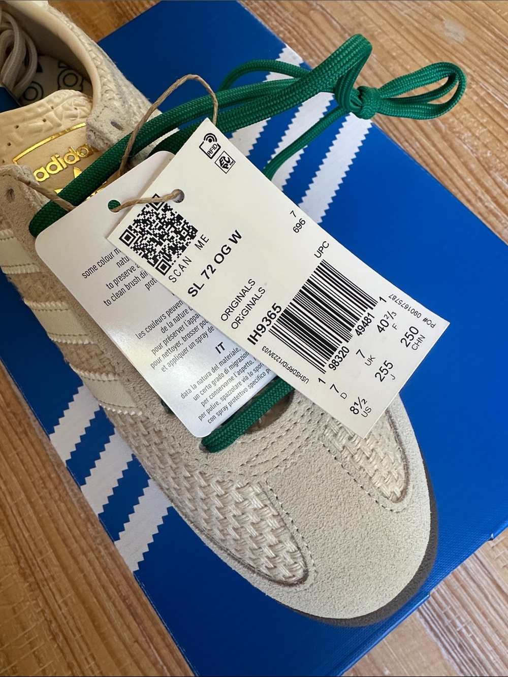 Adidas Women’s SL 72 OG Beige Sneakers with Green Laces - Picture 2 of 8